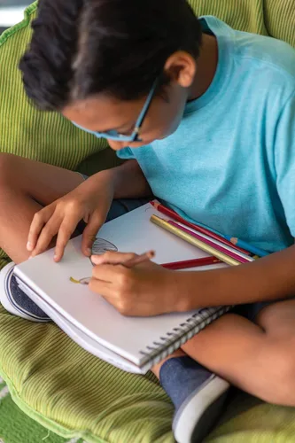Vista 5 de UCreate - Diario de bocetos, 9 x 6 pulgadas, 70 hojas