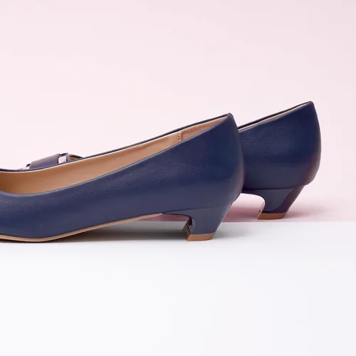 Vista 3 de C.Paravano Zapatos de tacón grueso con punta cerrada para mujer Tacones bajos de cuero Tacones bajos de punta cuadrada Zapatos de tacón de vestir