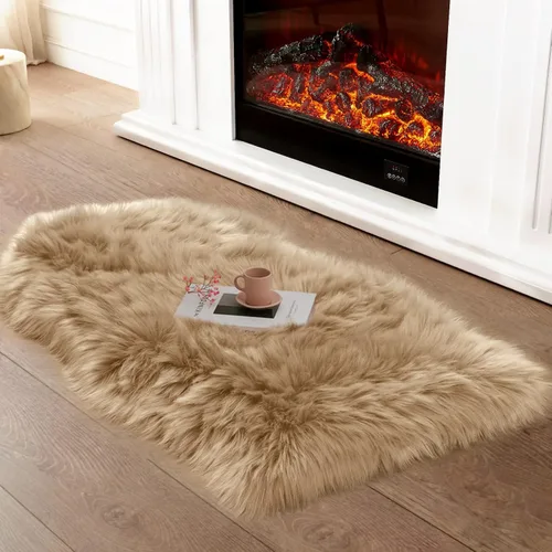 Vista 2 de Ciicool Alfombras de Piel de Oveja Sintética Suaves Alfombra de Piel Sintética Suave Beige Alfombra Esponjosa Funda para Silla y Sofá Alfombra