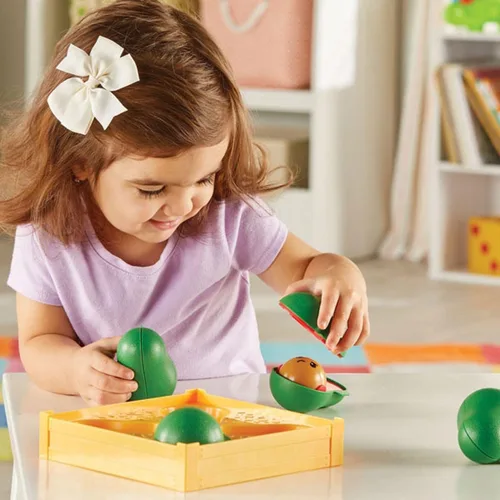 Vista 2 de Learning Resources Learn-A-Lot - Aguacates - 9 piezas, a partir de 18 meses, juguetes SEL para niños pequeños, habilidades motoras finas