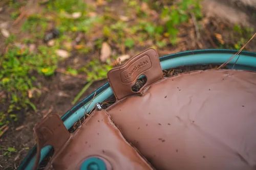 Vista 6 de Vego garden Bolsa de riego de árboles de 16 galones, bolsa de agua de PVC extremadamente resistente para árboles y arbustos, sistema básico de agua