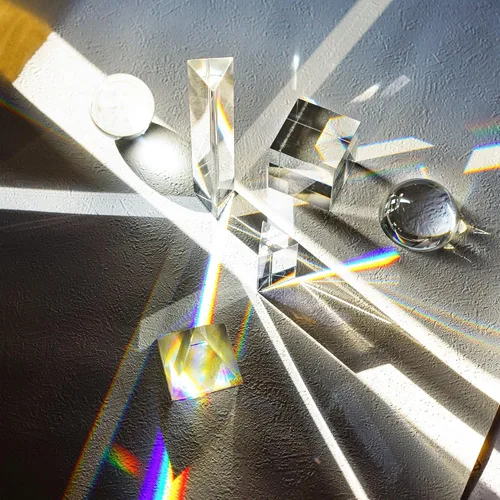 Vista 3 de QFkris Paquete de 6 prismas de fotografía de cristal óptico K9, incluye bola de cristal de 1.969 in, cubo, pirámide óptica, prisma triangular