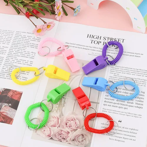 Vista 6 de Mozeat Lens 6 silbatos deportivos con pulsera, silbatos de plástico con bobina elástica, silbatos transparentes para entrenadores, árbitros