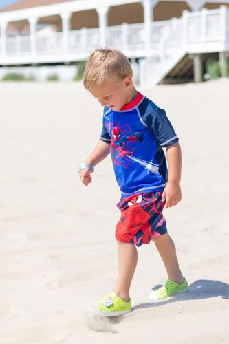 Vista 2 de Marvel Spider-Man Pullover Rash Guard and Swim Trunks Toddler to Big Kid