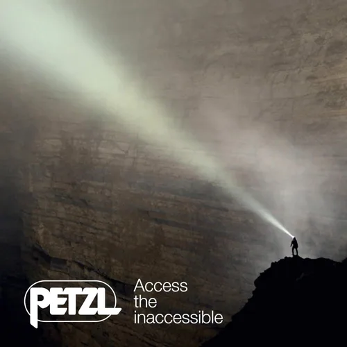 Vista 9 de PETZL, Lámpara Swift Rl Negro, Compacto, Muy Potente y Recargable Con Tecnología Reactive Lighting. 900 lúmenes.