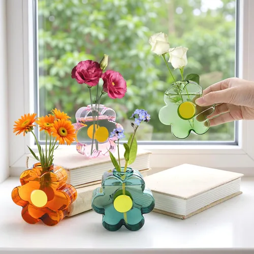 Vista 5 de Covzoe Paquete de 4 jarrones pequeños únicos, jarrón en forma de flor de vidrio Colorful Mini Bud Vases for Centerpieces, Cute Girly Modern