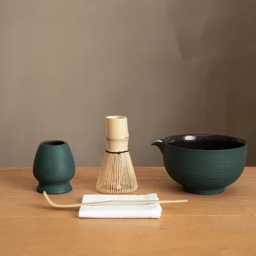 Vista 10 de Juego de 6 batidores japoneses de matcha, hecho a mano con cuenco (chawan), batidor de bambú (Chasen) y soporte, cuchara, tamiz y toalla de té, kit