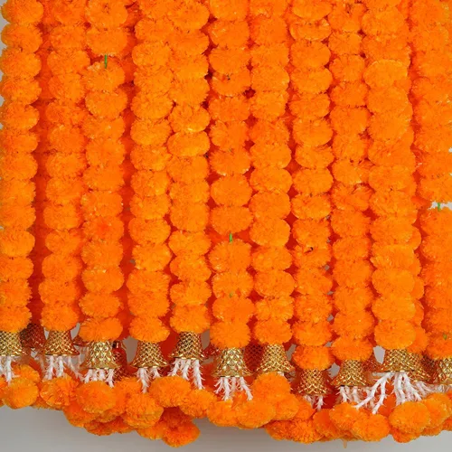 Vista 3 de 5 guirnaldas de caléndula de 5 pies de largo para decoración de hebras largas, flores artificiales de caléndula Decoración india para Pooja Boda