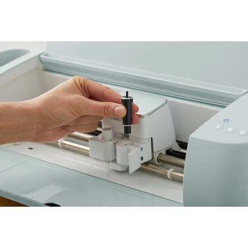 Vista 2 de Cuchilla Deep-Point y carcasa de Cricut, cuchilla de corte con carcasa de corte profundo, corta materiales de hasta 1.5mm de grosor