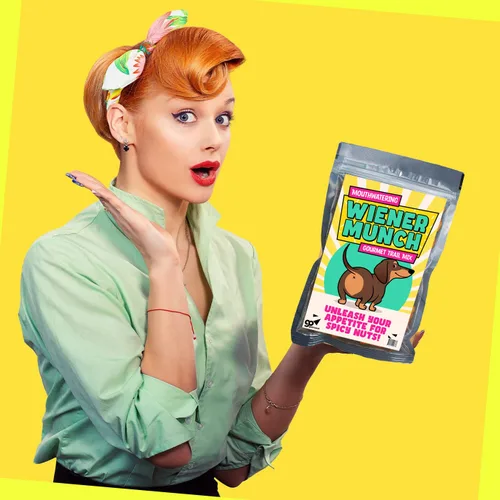 Vista 2 de Wiener Munch Trail Mix – Divertidos rellenos de calcetines para mujeres – Regalos para dueños de perros – Elefante blanco extraño – Regalos de broma