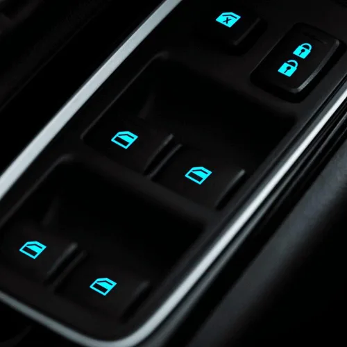 Vista 7 de EUBUY Calcomanía luminosa para botón de ventana de automóvil, que brilla en la oscuridad, estilo moderno, rectangular, azul, uso individual
