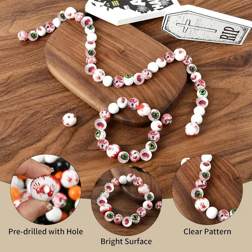 Vista 6 de 40 cuentas de madera de Halloween, decoración de Halloween, estampado de palmas sangrientas, cuentas de madera con patrón de globo ocular, atmósfera
