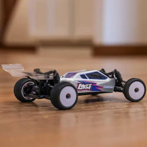 Vista 8 de Losi Micro-B 2 ruedas tracción Buggy Plata RTR LOS00007T2 plateado