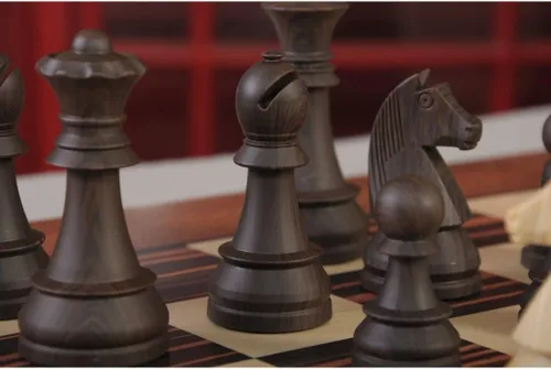 Vista 3 de The Euro Series Piezas de Ajedrez - 3.75" King - Woodtek