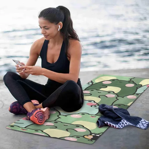 Vista 7 de Cute Chubby Frog Yoga Mat, 71 x 26 Inch Non-slip Yoga Mats Folding Travel Exercise Mat Indoor Outdoor Gym Pilates with Storage Bag for Women Men
