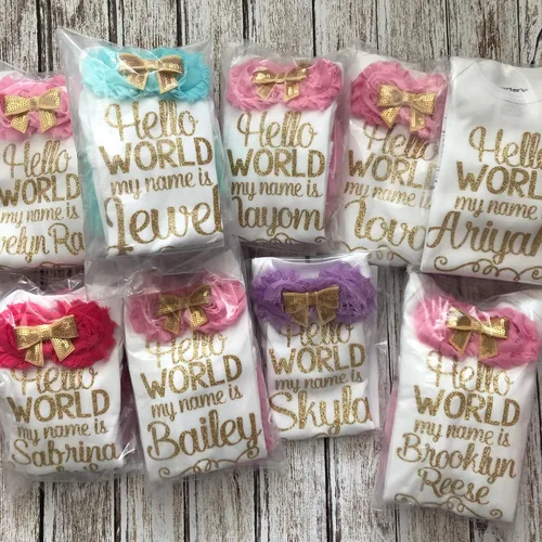 Vista 9 de Personalized Baby Girl Has Arrived Bodysuit Gold Glitter Design Add Any Name Optional Accessories