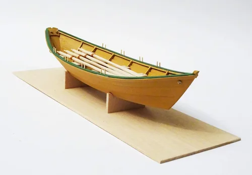 Vista 9 de Lowell Grand Banks Dory - Kit de barco de madera a escala 1:24 con piezas de tilo cortadas con láser, planos e instrucciones detallados, base