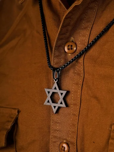 Vista 6 de HAQUIL Stainless Steel Hexagram Six Pointed Star Pendant Necklace, Box Chain, Jewish Israel Jewelry Gift for Men and Women