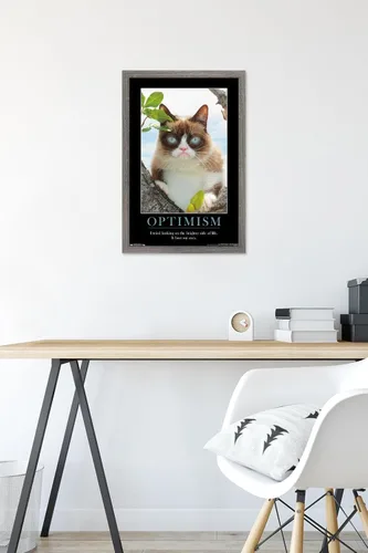 Vista 6 de Trends International Grumpy Cat - El Lado Más Brillante Póster de Pared, 14.725 x 22.375 pulgadas, Versión Enmarcada de Madera de Granero