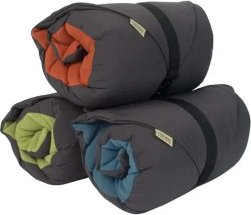 Vista 2 de Equinox Armadillo Pack Almohada de Viaje 10" x 19" Surtido camping-pillows