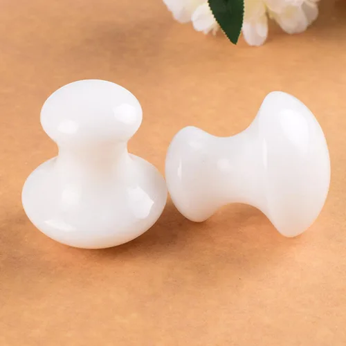 Vista 7 de Uonlytech 2 herramientas faciales Gua Sha, cuarzo de jade blanco, rodillos Gua Sha, herramienta de masaje para mujeres, spa en casa