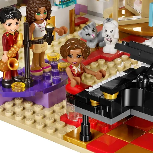 Vista 4 de Juguete de LEGO de la serie Friends, gran hotel.