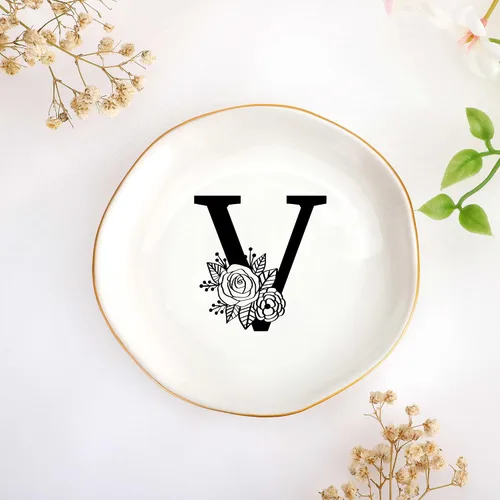 Vista 20 de JoycuFF Bandeja de cerámica con inicial M para joyas, regalos de novia para dama de honor, cumpleaños, compromiso, mejor amiga, mamá, abuela