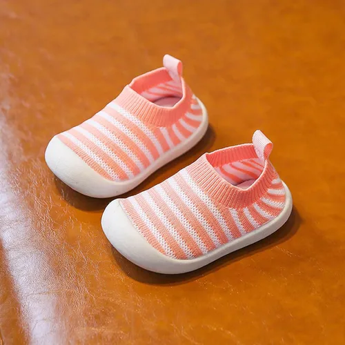 Vista 3 de Calcetines de suelo para niños pequeños, zapatos para caminar para niños y niñas, antideslizantes, zapatos de malla transpirable (rosa, 9-12 meses)