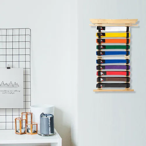 Vista 6 de JUXYES Organizador de cinturones de artes marciales para colgar en la pared, para 10 cinturones con colgador de medallas y calcomanías, soporte