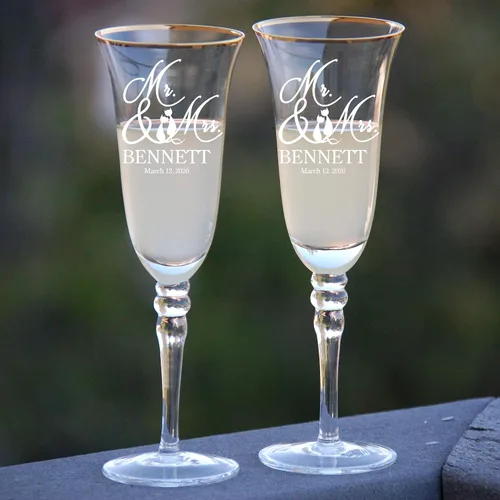 Vista 16 de Juego de 2 copas de champán personalizadas para boda grabadas con caja - Bride & Groom's Wedding Toast