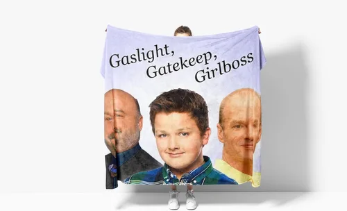 Vista 2 de GOLEHS Gaslight, Gatekeep, Girlboss Tapiz con kit fácil de colgar, bandera divertida para dormitorio universitario, disponible en tamaños de 40 a 90
