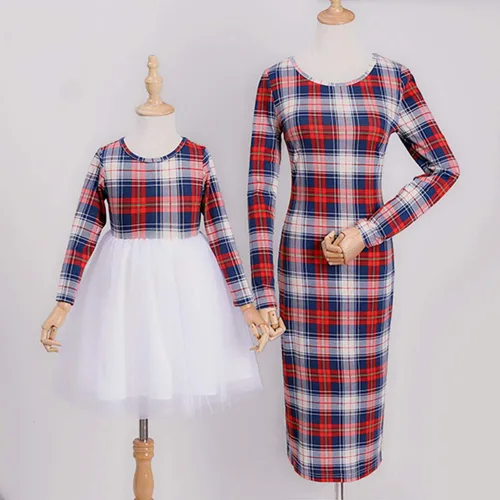 Vista 2 de Mumetaz Mommy and Me Plaid Christmas Dresses Long Sleeve Mother Daughter Matching Outfits Midi Bodycon Dress