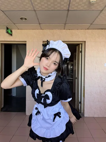 Vista 3 de Elibelle Disfraz de anime japonés clásico Sissy Maid Sweet Kawaii de corazón para cosplay, guantes peludos con orejas de gato