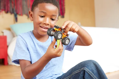 Vista 3 de Hot Wheels Splash Rides, Monster Jam Pirate Takedown - Juego de juego