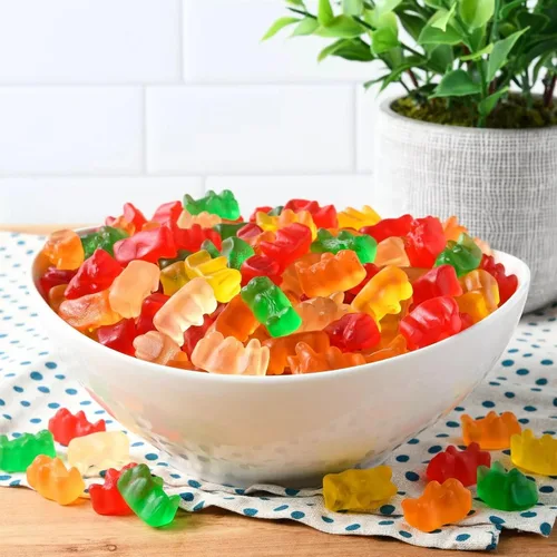 Vista 2 de Ositos de goma a granel bolsa de 3 libras – Dulces de goma suaves y masticables en sabores afrutados variados y colores, perfectos para fiestas