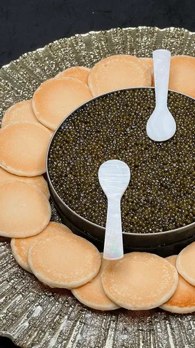 Vista 3 de Caviart Supreme Caviar de esturión de diamante (ruso), calidad premium, 16 oz 16.01 oz