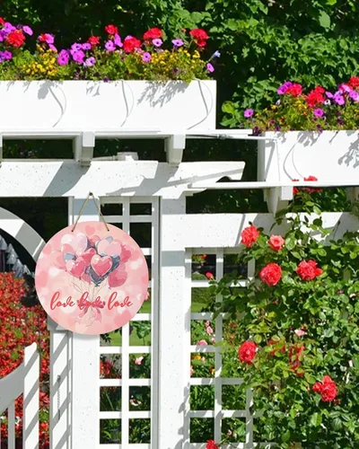 Vista 2 de Seasonal Front Door Welcome Sign, Valentine's Day Heart Shape Balloon Round Wood Wreaths Wall Hanging Sign for Outdoor Porch Wall Pediments Home
