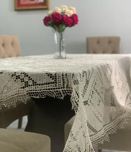 Vista 3 de • Mantel de Mesa Artesanal Rectangular, Técnica ancestral Guaraní, Hecho a Mano con Hilos Naturales, Especial para Decorar tu Hogar con un toque