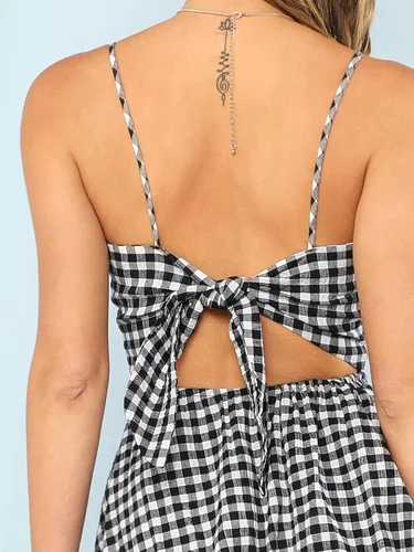 Vista 4 de Floerns - Vestido corto acampanado con estampado floral parte delantera torcida estilo bohemio para mujer