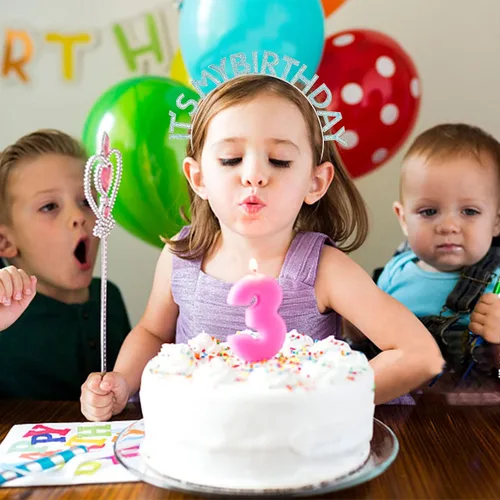 Vista 4 de Coronas y bandas de cumpleaños para mujer: diadema festiva y juego de accesorios de cumpleaños It's My Birthday