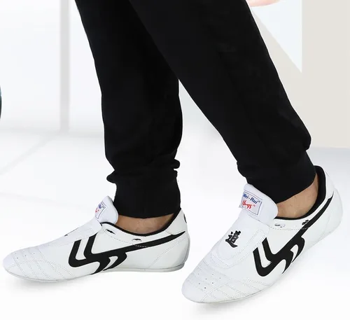 Vista 3 de Taekwondo Zapatos de artes marciales Zapatilla de deporte de boxeo Karate Kung Fu Tai Chi Zapatos de rayas negras Zapatillas de deporte zapatos