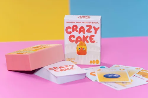 Vista 2 de Juego de cartas Crazy Cake para niños y adultos, diversión familiar para noches de juego, recoge ingredientes para construir tu pastel y sabotear a