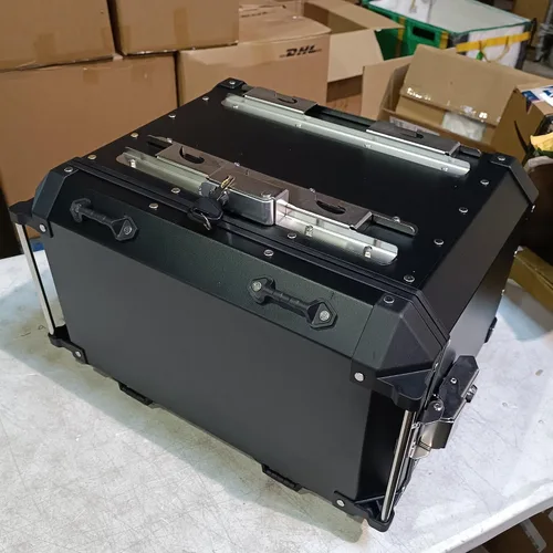 Vista 5 de Fundas laterales de aluminio 42L+36L para BMW F750GS / F850GS 2019-2022, caja de equipaje con soporte de montaje y cerraduras de seguridad
