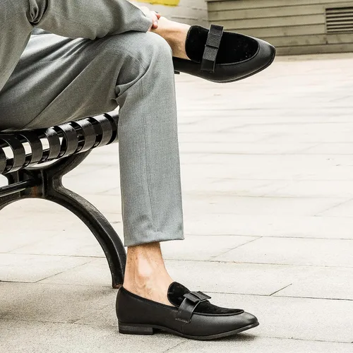 Vista 6 de JITAI Zapatos Penny de cuero con puntera de mocasín para hombre Negro/01