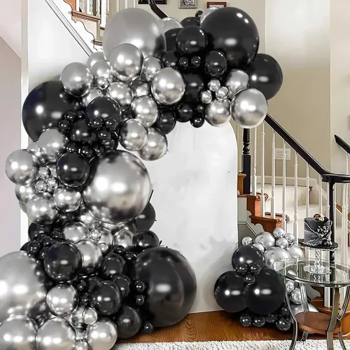 Vista 5 de Globos negros y metálicos plateados, 50 piezas de globos negros y plateados de 12 pulgadas, globos para fiestas para cumpleaños, graduación, Año