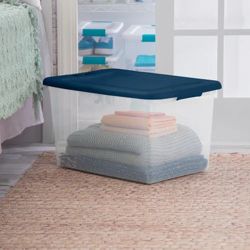 Vista 9 de Sterilite Programa de Color Paquete de 6, Contenedores de Almacenamiento Grandes de Plástico Transparente con Tapas, 64 Cuartos, Azul - Cajas