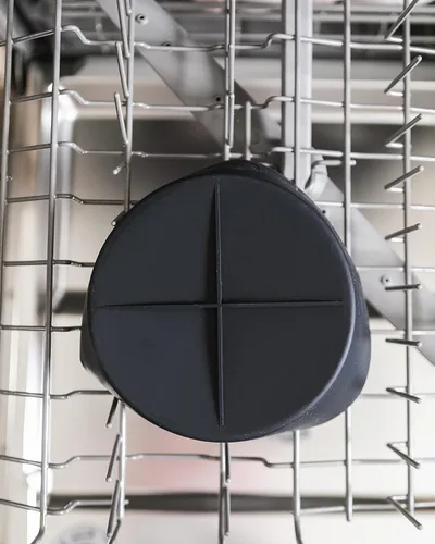 Vista 9 de The Silicone Kitchen Forro de silicona reutilizable para freidora de aire con imán de tabla de conversión, apto para lavavajillas, sin BPA, 7.5