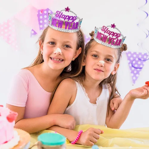 Vista 5 de ArtCreativity Tiaras de Año Nuevo, juego de 12, accesorios de Nochevieja para niños y adultos, decoraciones de Año Nuevo, recuerdos de fiesta