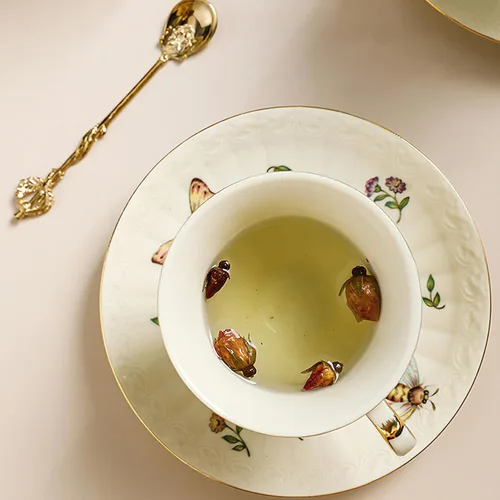 Vista 5 de Juego de taza de té y platillo de porcelana, taza de café de cerámica de 8.5 onzas líquidas con platillo y cuchara, taza de café vintage con ribete