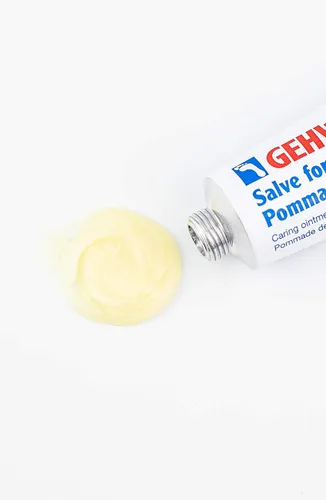 Vista 7 de GEHWOL Med Salve para piel agrietada, 2.6 oz.